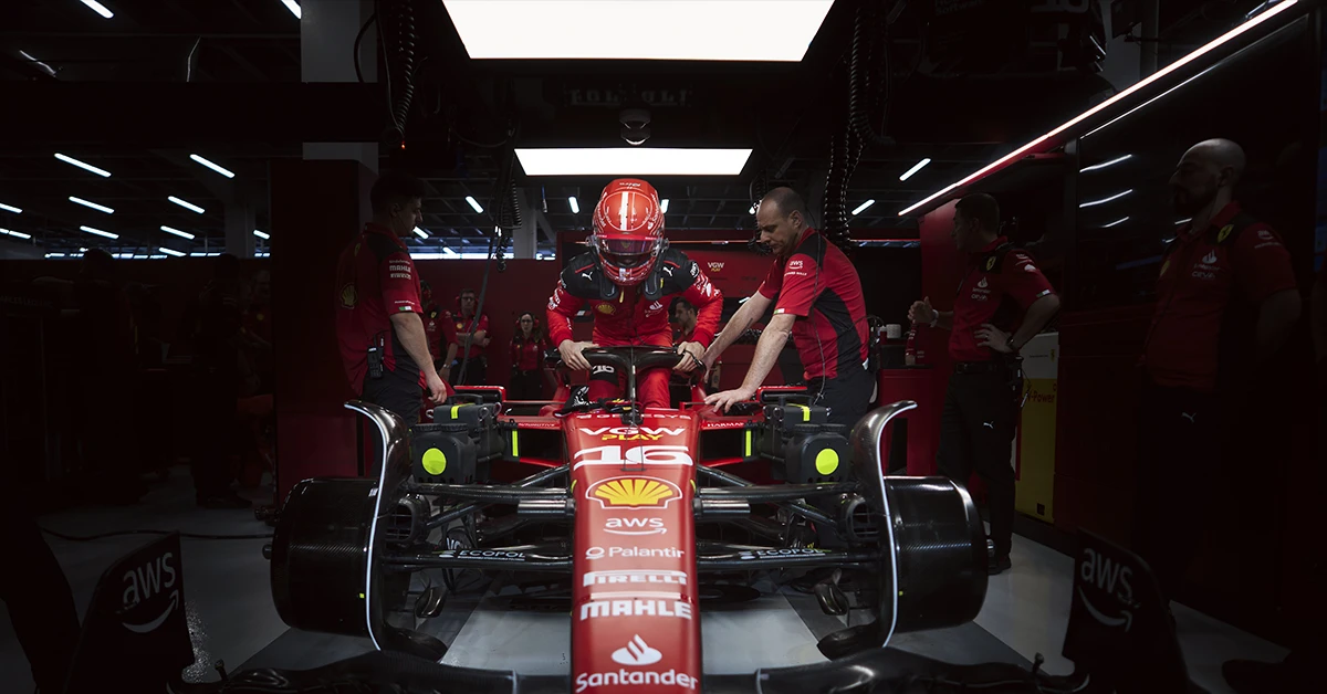 Leclerc écarte la rumeur Mercedes et veut gagner avec Ferrari