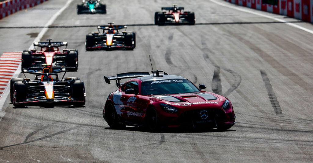 Sergio Pérez (Red Bull), Charles Leclerc (Ferrari), Max Verstappen (Red Bull), Azerbaïdjan 2023 - ©️ Red Bull Content Pool
