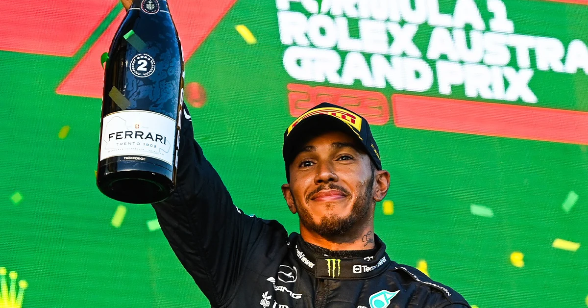 Hamilton se voit rester chez Mercedes “jusqu&rsquo;à la toute fin”