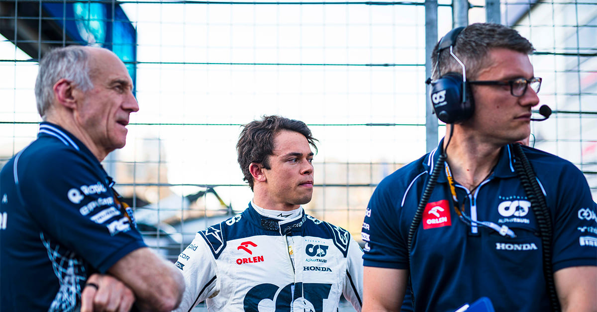 Seuls Lawson et Iwasa sont en lice pour remplacer De Vries chez AlphaTauri – Marko