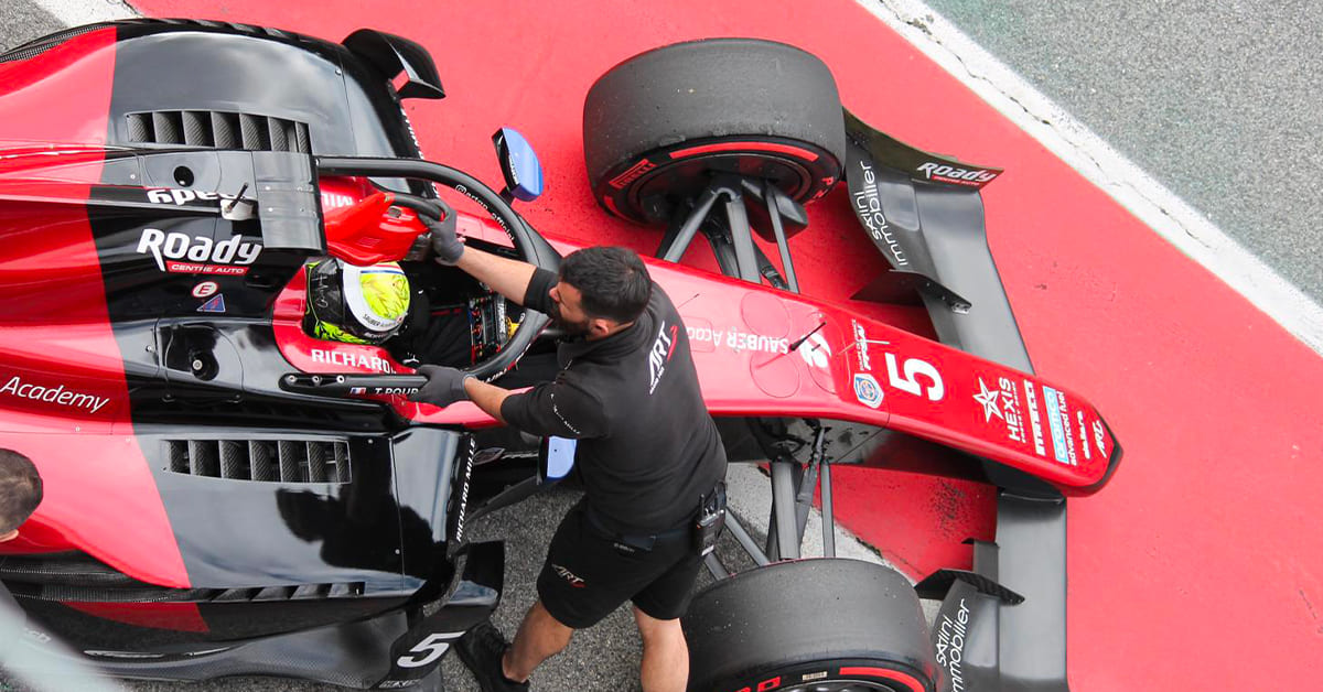 Théo Pourchaire profite du temps sec pour réaliser le meilleur temps – Jour 3