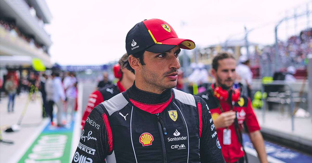 Sainz se plaint d&rsquo;une Ferrari “irrégulière” en course