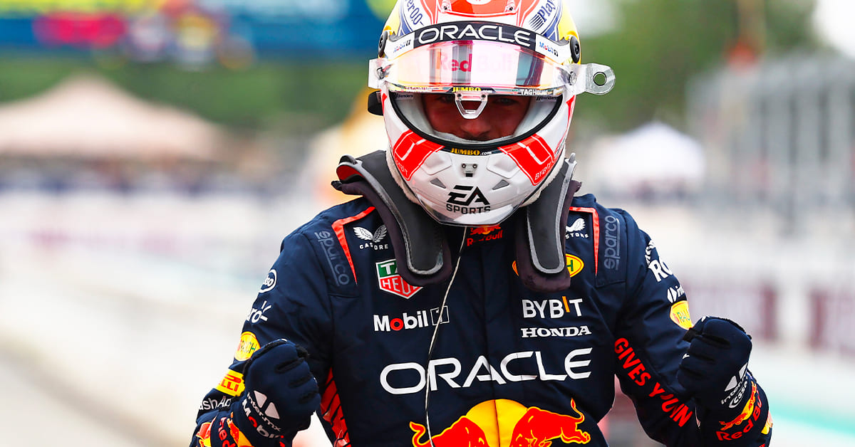 Course – Verstappen assomme la concurrence, les deux Mercedes sur le podium