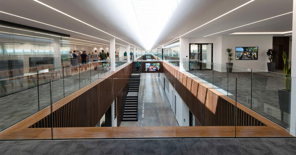 Nouvelle usine Aston Martin - ©️ Aston Martin