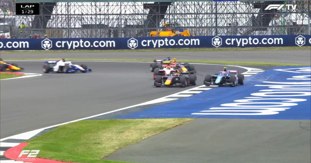 Pénalité de 5s pour Martins, Course principale de F2, Grande-Bretagne 2023 - ©️ F1TV