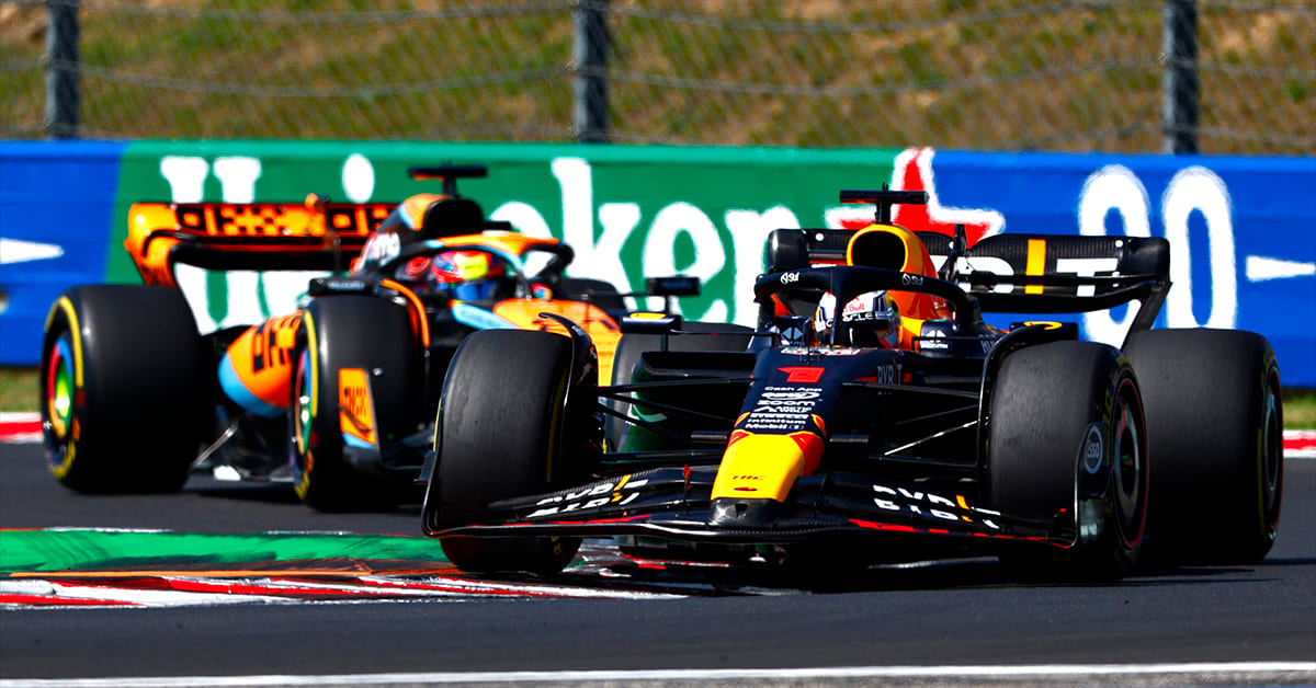 Verstappen facile vainqueur en Hongrie, double abandon pour Alpine