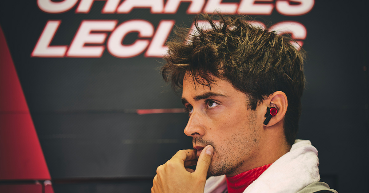 Leclerc révèle ce qu&rsquo;il s&rsquo;est passé au stand lorsque ses pneus n&rsquo;étaient pas prêts